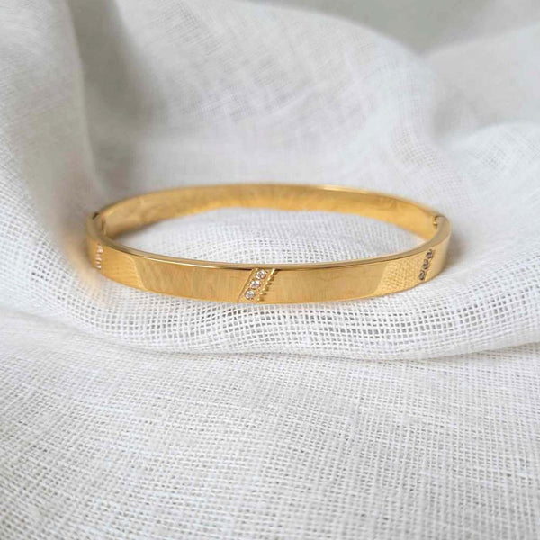 ALINA Gold Bangle