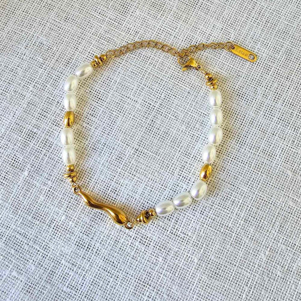 Gold Pearl  Bracelet