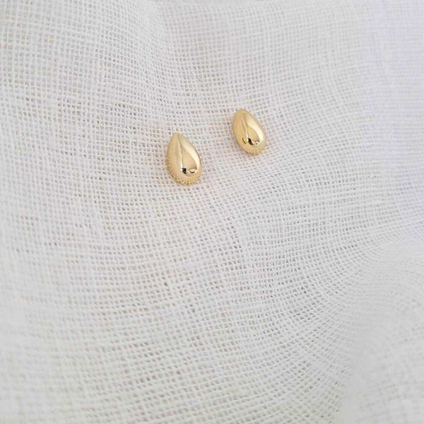 TEAR DROP Sterling Silver 18k Gold Plated Tear Drop Bean Stud Earrings