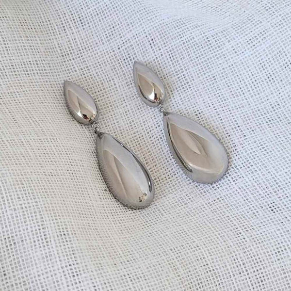 ARIA Lux Silver Drop Earrings